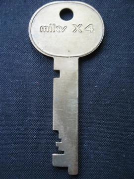 Miles X4 980 Guard Key